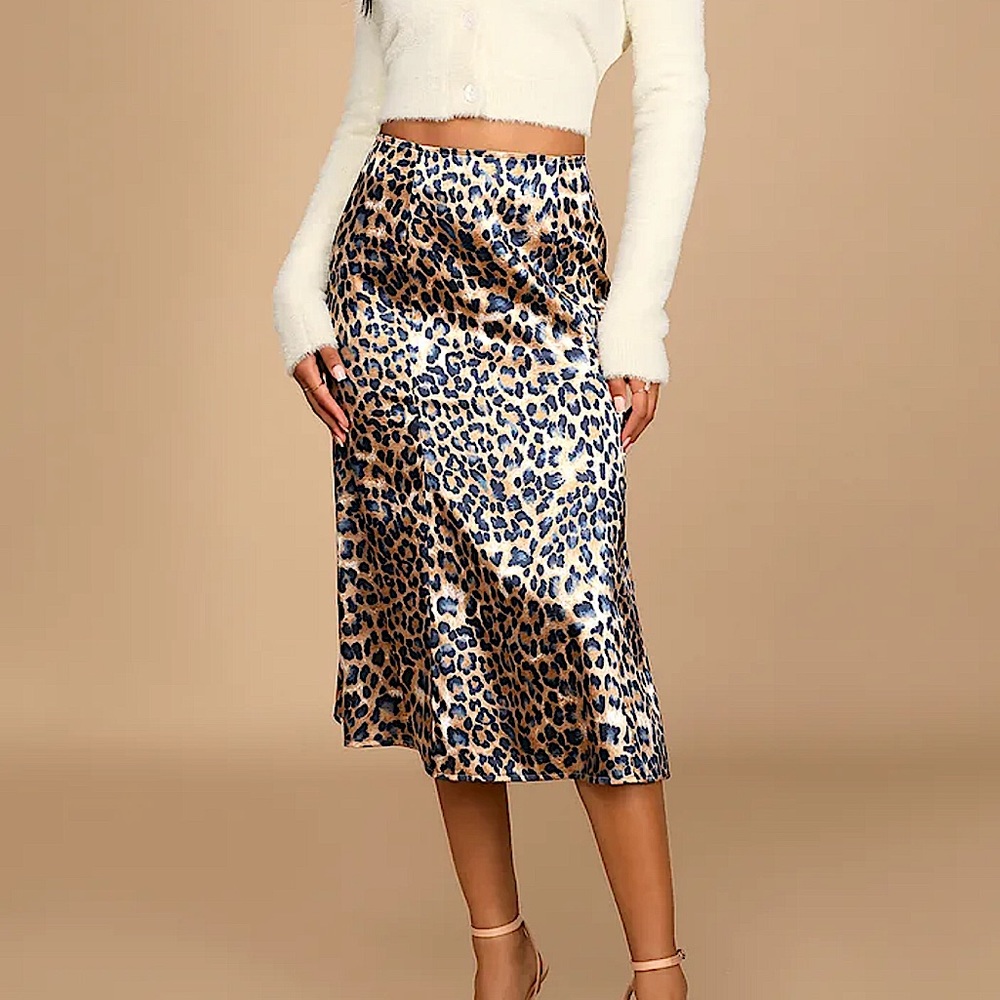 Lulu’s Global Icon Tan and Navy Leopard Midi Skirt